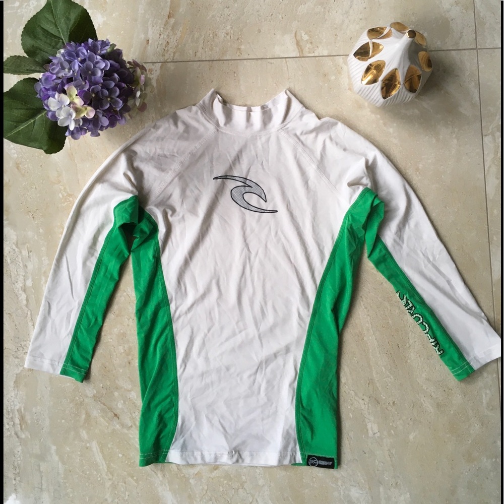💚RIP CURL GIRL SHIRT 💚